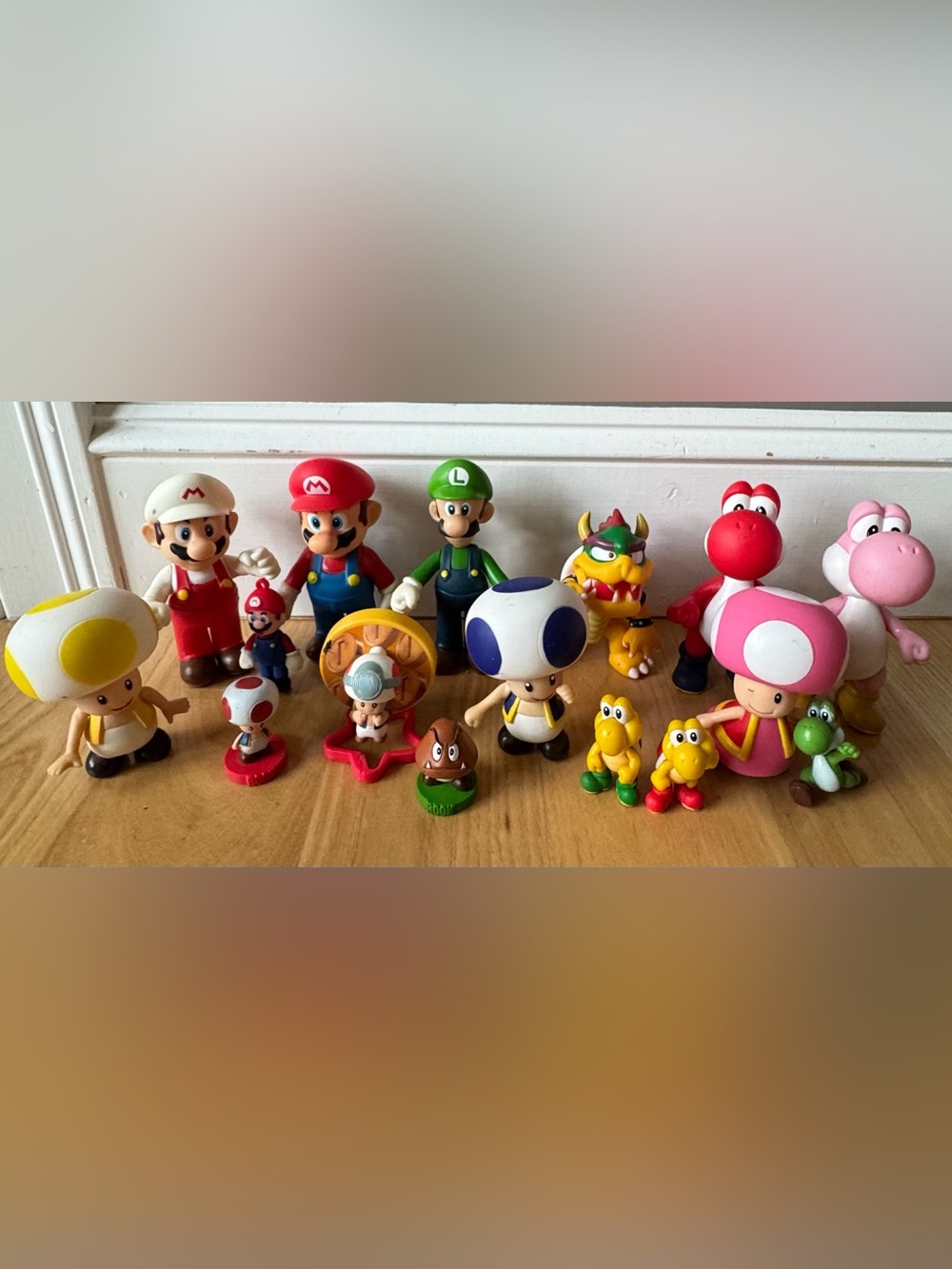 Nintendo Super Mario Figure Lot 16 Mario Luigi Yoshi Bowser Toad 2007